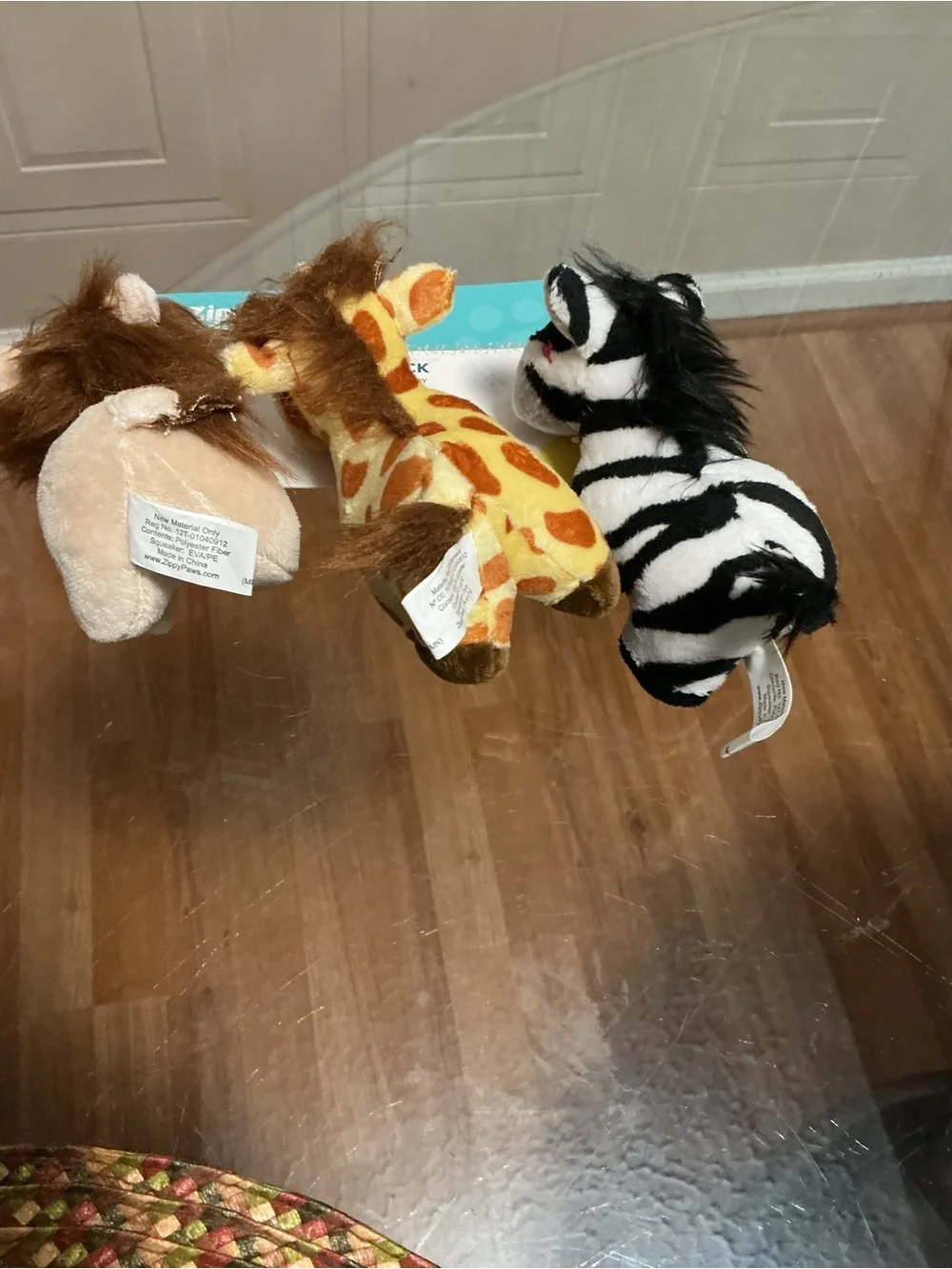 Brand Zippy Paws 3-Pack MINIZ Leon Zebra Giraffe Squeaky Plush Dog Toy